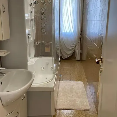 La Casa Di Maria Elena Apartment