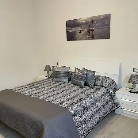 La Casa Di Maria Elena Lägenhet Pescara